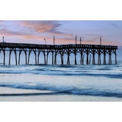 USA, North Carolina Sunrise at Sunset Beach pier