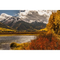 Colorado Autumn landscape in San Juan Mountains